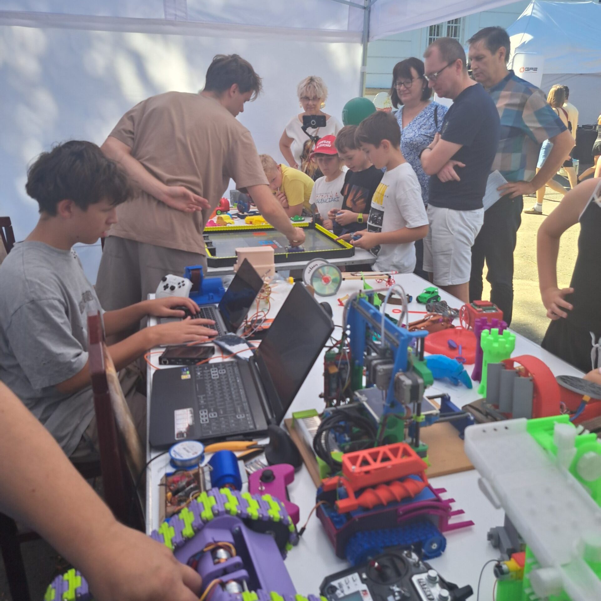 Read more about the article Science Picnic at the Palace in Jabłonna 2025